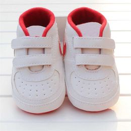 Детская обувь для мальчиков и девочек 0-18 месяцев, детские первые ходунки, противоскользящие мокасины на мягкой подошве, обувь для детской кроватки, кроссовки 226D