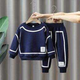 Jungen Kleidung Sets Frühling Herbst Mode Hoodie Hosen Sport Kinder Kleidung Kinder Trainingsanzug Teen 2 4 6 8 10 Jahre 231228