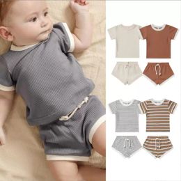 Garçons Vêtements de créateurs Enfants Boutique d'été Ensembles de vêtements Bébé Hauts à rayures solides Shorts Costumes Respirant T-shirts décontractés Pantalons à cordon Tenues