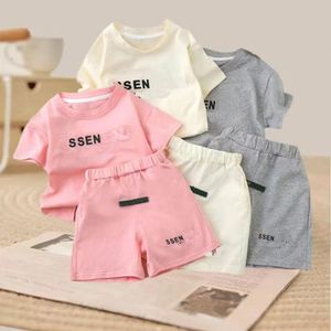 Niños diseñadores ropa conjuntos de ropa para niños pequeños verano bebé camiseta de manga corta pantalones cortos 2 piezas traje para niños ropa chándal