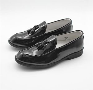 Zapatos de vestido de niños de cuero de imitación negro en la pan de borde de mocasines para niños zapatos de boda calzado formal calzado 2207054926599