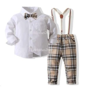 Boys Fashion Gentleman Baby Style Clothing Sets Kids White White Long manga Camisa con pantalones de tirante de Bowtie 2 PCS Juego de niños