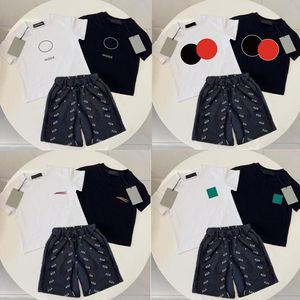 Jongens meisjes kleding sets zomer baby baby korte mouw t-shirt shorts 2 stks set kinderdesigner kleren tracksuit van kinderen