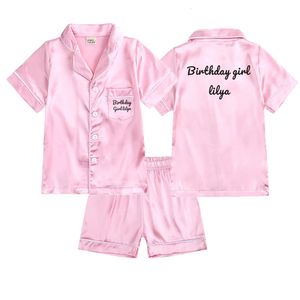 Jongens Girls Custom Birthday pyjama kleding Satin Silk Kids Pyjamas 2pcs Shorts Sets Personaliseerd cadeau voor kinderen Party Pyjama's 240410