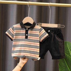 Jongens set katoenen babypak zomer korte mouw casual kindertop shorts 2pcs voor baby -juridische uitjes kledingstreep mode G220509