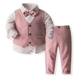 Jongenspakken Heren Smoking Strikje Overhemd Pak Vest Broek 4 stuks Kinderen Peuter Babykleding Outfit Doop Verjaardag 231228