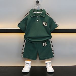 Boys 'Summer Polo Shirt Set 2024 Nieuwe baby met korte mouwen tweedelige jongens en westelijke kleren voor kinderen