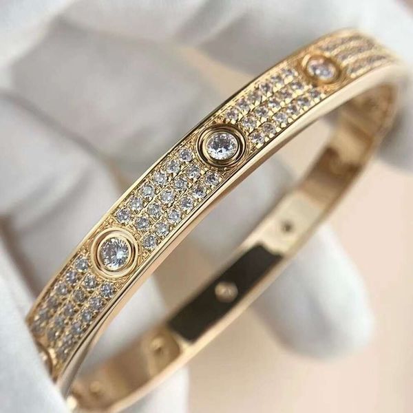 Bracelet bracelet pour femmes hommes V-Gold Gathering plaqué Gold Bracles incrustés 10 cz diamant complet 2 3 Row 4 mm 6 mm Bracelets à ongles de large Gift bijoux avec boîte