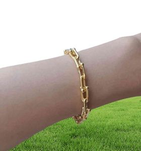 Bracelet Bangle Link Chain Thin épais Ushaped Love Watches Femmes Men Couple Fashion Watche Quality Wedding Party261G5007630