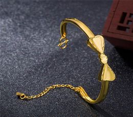 Bracelet Bracelet cadeaux promotionnels mode européenne entière mors de cheval facile crochet fermoir Charm6025586
