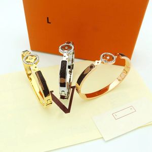 Armbandontwerper Bracelet Luxury armband Dieren Designer voor vrouwen Design mode MOLIDE kleur armband kerstcadeau sieraden cadeaubon 3 kleuren erg mooi