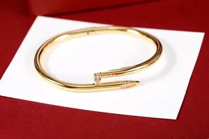 Armband Designer ArmbandHoge kwaliteit voor uw keuze Luxe Designer Armbanden Alfabet Ontwerp Valentijnscadeau Edele en elegante damesarmband