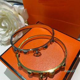 Bracelet cadeau de créateur Noble et élégant pour femme, cadeau pour fille, joli cadeau de saint valentin, sortie de fête