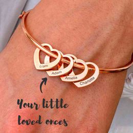 Armbandontwerper sieraden roestvrijstalen brief gepersonaliseerde armbanden met harten op maat gemaakte gegraveerde 1-12 namen armbanden voor vrouwencadeau