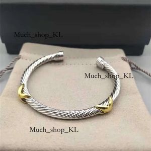 Bracelet Dy DavidJersey Diseñador Twisted Top Gifts Women Women Diamond Fashion Twist versátiles Luxury 925 Sterling Silver Jewelry Set chapada en 659