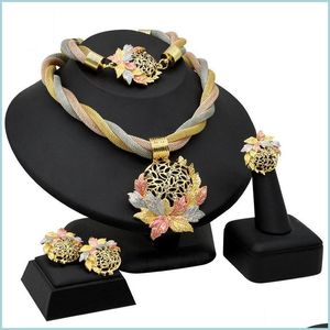 Bracelet Boucles D'oreilles Collier Africain Dubaï Or Couleur Feuilles Collier En Cristal Boucles D'oreilles Anneau Bracelet Ensembles De Bijoux Pour Les Femmes Dhgarden Dh2Kp