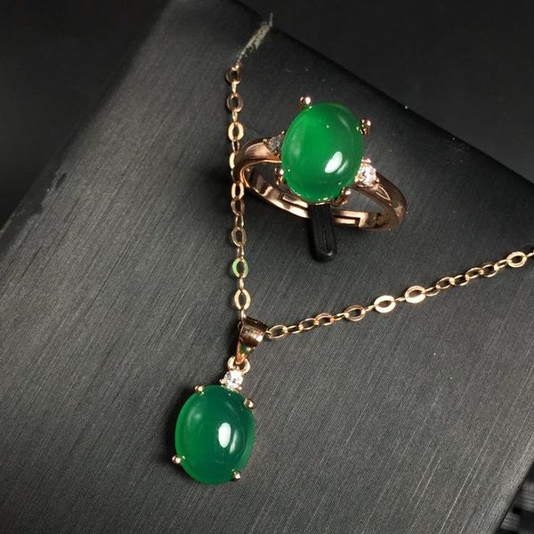 KJJEAXCMY Boutique Jewels Ensemble Medulla en Jade Vert avec chaîne incrustée en Argent Sterling 925 avec Un Excellent Support de Prix Bracelet Boucles d'oreilles Collier