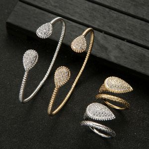 Armband Oorbellen Ketting Ovale Manchet Ring set Elegant Ontwerp Geometrische Volledige Microl Zirconia Bruiloft Engagement Vrouwen Bangle Sieraden S0855 230614