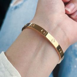 armband femmes schroefarmband Nieuwe Mode Hoge Polijsten Goud Merk Designer Armband Sieraden Rvs Eeuwige Breedband Manchetarmband