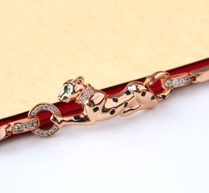 Bracelet pour femme designer Diamond Emerald Gold plaqué T0P Qualité Reproductions Gradah Pendant Classic Style Original Edition
