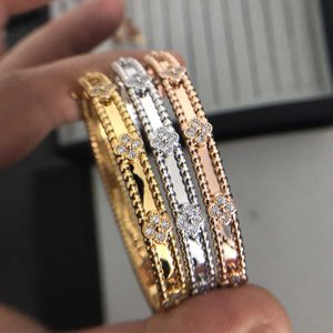 Bracelet Gift Bracelet de marque préférée High étroite plaqué avec un trèfle rose en or blanc 18 carats plein de bracelet Vanley commun