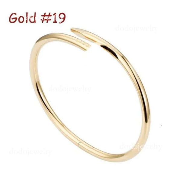 Bracelet en or pour femmes, breloque à ongles, chaîne plaquée en acier inoxydable, cadeau de mariage, fête des mères, bijoux de créateur