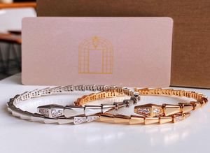 Bracelet Gold Silver Bangles For Men Women Designers Classic armbanden sieraden Bruiloft Verjaardagsgeschenk met hoogwaardige 1043587