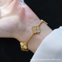 Bracelet Luxury Designer Link Jewellery Chain Vanca Kaleidoscope 18K Gold Van Clover Bracelet avec cristaux étincelants et diamants Cadeau parfait pour les filles JE55