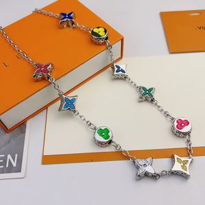 Bracelet Collier Designer Bracelet Bijoux Luxe Monogramme Chaîne Argent Lettre Classique pour Hommes et Femmes Chinois Top Qualité Cadeau 1 2024