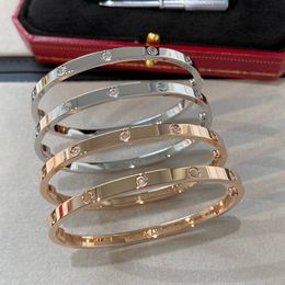 Bracelet Sailormoon Designer Jewelry 316 Bracelet en acier inoxydable pour femmes Bracelets Boutique de haute qualité Boîte de luxe Bijoux Holiday Party Gift