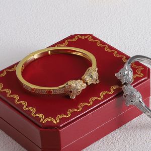Bracelet Tête de Tigre Femmes Bracelet Bracelets Diamant Designer Top Bijoux Dames Toute Situation Accessoires Classiques avec Boîte