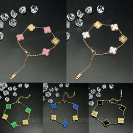 Bracelet Vanclef Clover Four Leaf Lakery pour femmes bracelets Charm Designer 4 Sier Gold Woman Woman Flower Chains homard desiztxv #
