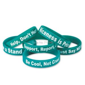 Bracelets 100 pièces rapport de soutien anti-intimidation défendre être cool pas cruel prendre position et tenir une main bracelet de gentillesse bracelets en silicone