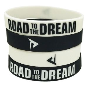 Bracelets 1pc Road to the Dream Rubber Silicone Braceletsbangles Logotipo de tinta Carta Mujeres Men Bracelet Rubts WRSTBAND SH307