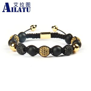 Bracelets Ailatu Wholesale 10pcs / lot 8 mm Perles en pierre d'onyx mate naturelle avec micro pave Blac CZ Ball Macrame Bracelet pour les bijoux masculins