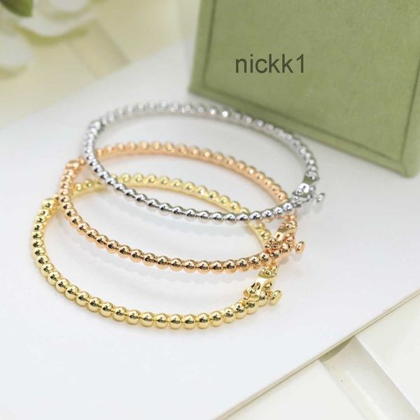 Pulseras Brazalete Diseñador de la marca Perlee Cuentas de cobre Charm Tres colores Rosa Amarillo Blanco Brazaletes de oro para mujeres Joyería con caja de regalo de fiesta 5F5R