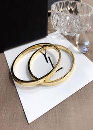 Bracelets Bangle Designer Bangles Jewelry Pulsera de acero inoxidable Regalo para hombres y mujeres Joyas de moda New Never Fade Rge Size5023563