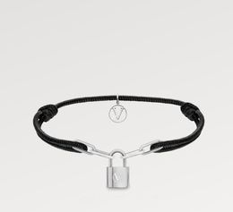 Bracelets Bracelets de chaîne Designers Bijoux Bracelet de luxe Lettre V Silver Lockit Bracelets pour hommes Mode Femmes Cjewelers Emballage original