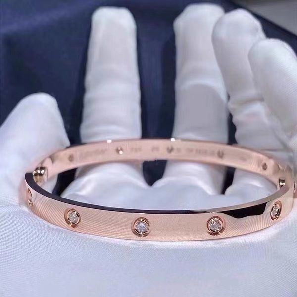 bracelets designer pour femmes bracelet trèfle créateurs de bijoux de luxe or rose plaqué argent acier inoxydable mans or trèfle diamant amour bracelets unisexe 6mm