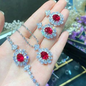 Armbanden Bloem Ruby Diamond Promise Sieraden Set Sterling Sier Bijou Bruiloft Oorbellen Armband Ketting voor Vrouwen Bruidssieraden