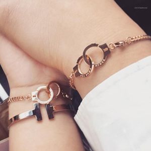 Pulseras de acero inoxidable para hombre, pulsera de pareja de plata, cadena en la mano, pulseras de oro para hombre, joyería, accesorios de moda para hombre 1