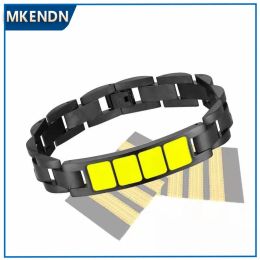 Bracelets Mkendn Matte Black en acier inoxydable Chaîne de liaison pour hommes Aircraft Pilot ID Bracelets Gift for Flight Instructor étudiant Airbus pilote