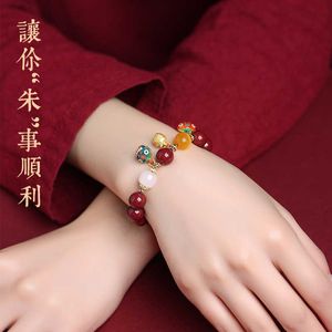 Armbanden Nieuwjaarsjaar van de Tiger Cinnabar Bracelet Natural Bracelet Gold verslindende beest BEAST HOTAN JADE AGATE CADEA