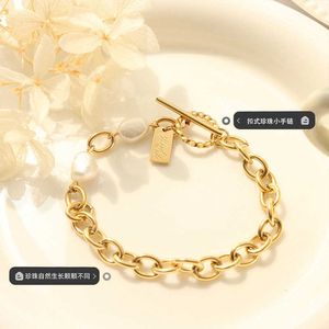 Armbanden ot buckle geometrisch vierkant merk eenvoudig zoetwater parel golden kerst armband vrouwelijke titanium stalen armband e182