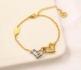 Bracelets Femmes Bangle Fashionable Classic18k Gold Silver Love Plated Link Chain en acier inoxydable Gift Braveur Cuffer design Jewe6704609