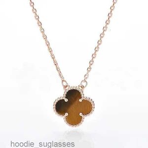 Marque 15mm Trèfle Collier De Mode Charme Fleur Unique Cleef Collier De Luxe Diamant Agate 18k Or Designer Collier pour Femmes Bo1v1