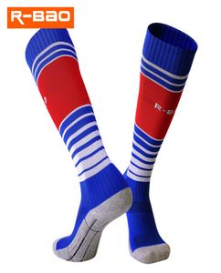 Marque 2018 nouvelles chaussettes de football rayées adolescents chaussettes de football à hauteur de genou respirant formation Terry chaussettes de sport pour 813 ans Bo6954395