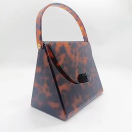 Brand Sacs de soirée en acrylique Black Amber Leopard Clutch Purse de luxe Designer Femmes Wallet Wedding Bridal Prom Handsbag 240506