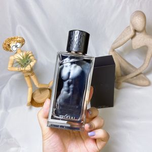 Klassiek Europees parfum voor mannen Klassieke stijl unisex parfum OUD WOOD 100ml Eau De Perfume Woody Extreme versie geur langdurige body spray Snel schip