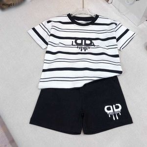 Vêtements de marque pour bébés, design à rayures dégradées pour enfants, ensemble deux pièces à manches courtes, survêtements pour filles, taille 90-150 CM, t-shirt et short pour garçons d'été 24mars